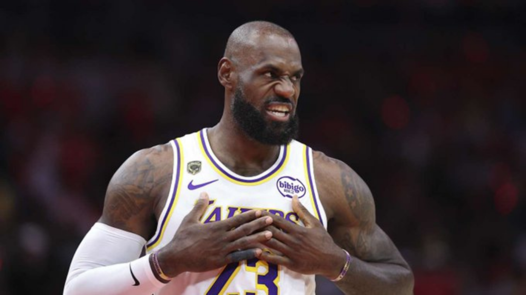 Lakers perdió ante Houston