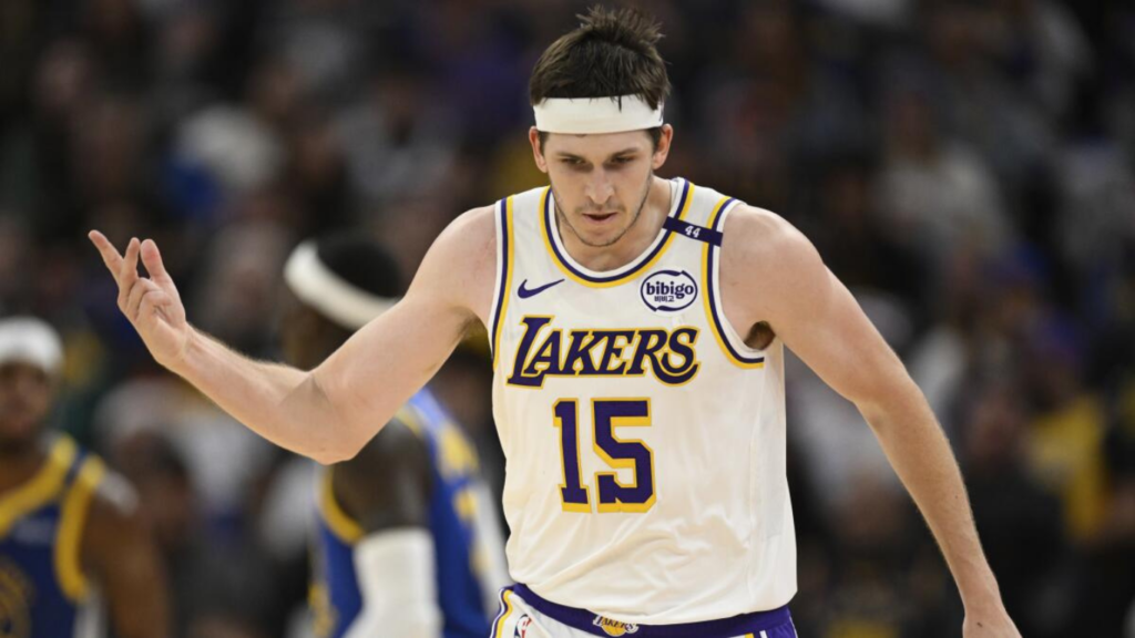 Reaves cuestionable para el juego 3