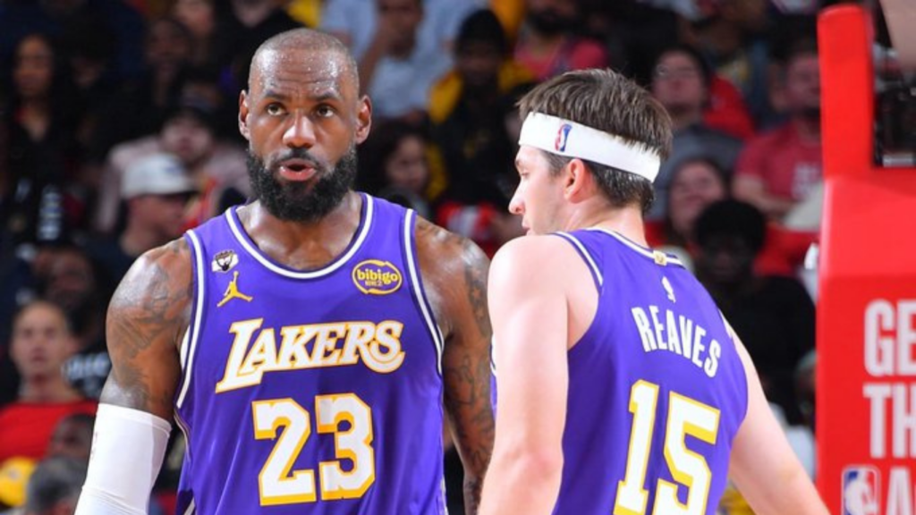 reaves jugará en el juego 3 de playoffs