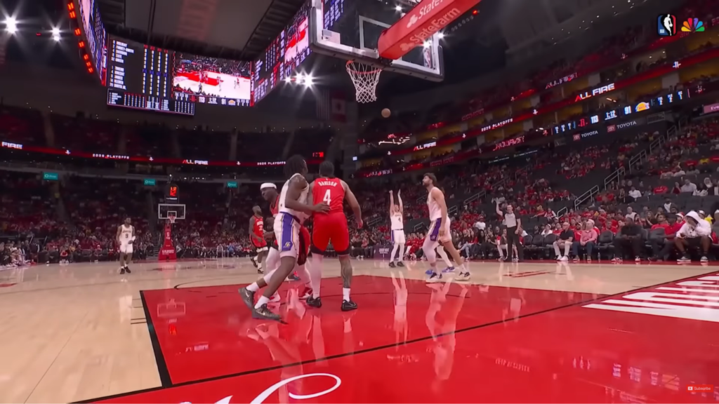 Ayton expulsado ante Houston