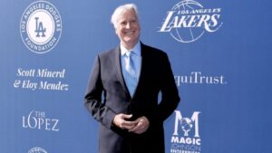 El modelo Walter llevará a Lakers al estrellato 4 mark walter lakers