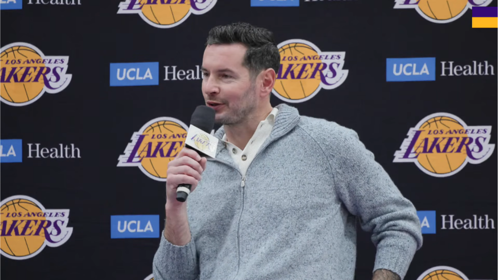 Pelinka anuncia un mercado con altas expectativas y cambios en la oficina 4 jj redick conferencia de prensa con rob pelinka