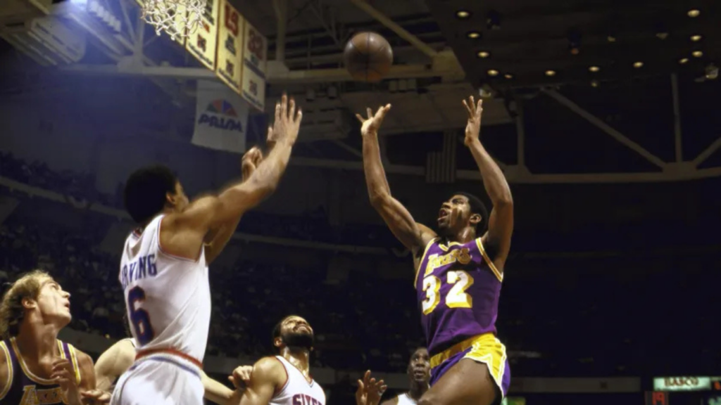 Lakers y su campeonato 7: el nacimiento de Magic Johnson 5 Magic Johnson 1980