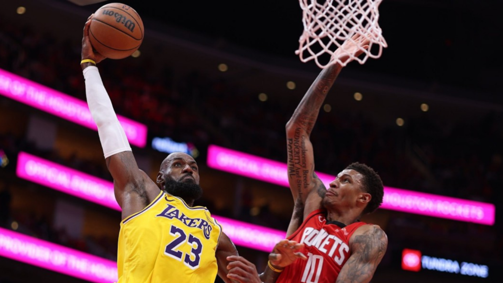 lakers gana con Lebron liderando