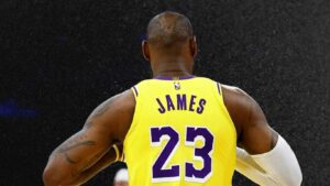 LeBron no sigue en Lakers