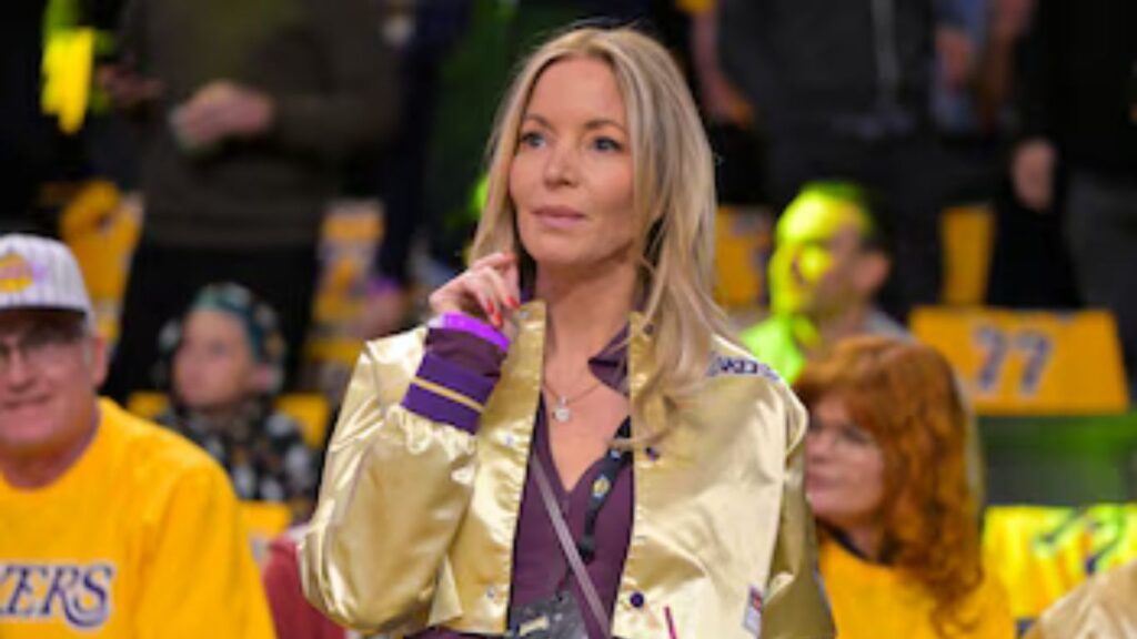 Actualización de Lakers hasta hoy 4 Jeanie Buss demanda a sus hermanos